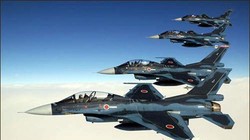 Máy bay chiến đấu F-2 Nhật Bản. 