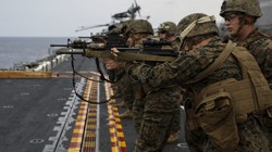 Thủy quân lục chiến Mỹ.