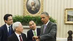 Ông An Phạm phiên dịch cho lãnh đạo Mỹ khi nói chuyện với các quan chức, lãnh đạo hàng đầu của Việt Nam.