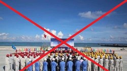 Lực lượng binh lính và công nhân Trung Quốc hoạt động bất hợp pháp tại đá Chữ Thập, Trường Sa, Khánh Hòa, Việt Nam, ảnh: Tân Hoa Xã.