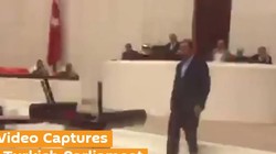 Quốc Hội Thổ Nhĩ Kỳ bị tấn công từ trên không trong vụ đảo chính (ảnh chụp màn hình: Sputnik)