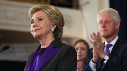 Cánh cửa Nhà Trắng hé mở với bà Hillary Clinton?
