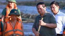 Thủ tướng đến hiện trường vụ lũ quét làm 95 người tử vong và mất tích ở Lào Cai