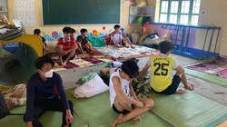 142 cô trò thoát nạn trước khi quả đồi sập xuống