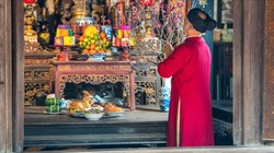 Văn khấn giao thừa Tết Ất Tỵ 2025 và ý nghĩa lễ cúng vào thời khắc trời đất giao hòa