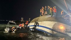 Tạm dừng cấp phép tàu du lịch tại vịnh Hạ Long