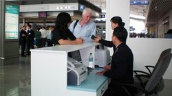 Miễn thị thực cho nhà khoa học, tổng công trình sư, lãnh đạo tập đoàn lớn