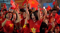 Mỗi người dân được tặng 100.000 đồng để "ăn Tết Độc lập" 