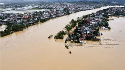 Bão số 10 - Bualoi làm nhiều người tử vong, hàng chục nghìn ngôi nhà bị hư hỏng