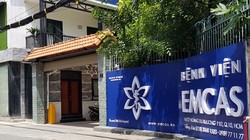 Bác sĩ hợp tác chuyên môn với Thẩm mỹ viện Emcas dùng bằng giả