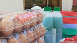 BV Dã chiến trang bị đầy đủ nhu yếu phẩm, tạo sự thoải mái cho người cách ly. Ảnh: Nguyễn Trăm