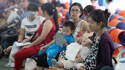 Nắng nóng kéo dài làm gia tăng lượng bệnh nhi tại các cơ sở khám chữa bệnh