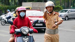 Nộp phạt vi phạm giao thông oline từ ngày 1/7. Ảnh: Thanh Niên