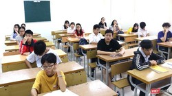 Thi tuyển sinh vào lớp 10. Ảnh: MT