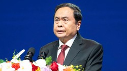 Chủ tịch Quốc hội: Đảm bảo môi trường làm việc an toàn, thuận lợi cho y, bác sĩ