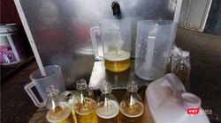 Người Hà Nội ép dầu lạc, vừng thủ công giá đắt gấp 3 lần để "mua" sự yên tâm