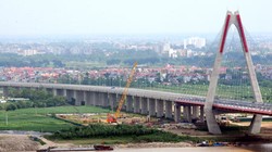 Ai đang giật dây làm giá đất ven cầu Nhật Tân?