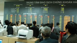 Nhà đầu tư nước ngoài kêu khó trong việc tiếp cận ngân hàng để nâng tỷ lệ sở hữu cổ phần