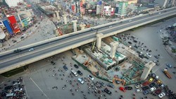 Dự án đường sắt trên cao đang gặp nhiều khó khăn về tiến độ. 