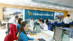 VNA cho biết phụ thu dịch vụ bán vé máy bay do đại lý và hành khách tự thoả thuận nhưng không vượt quá mức giá trần theo quy định