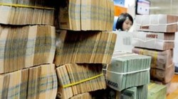 Trung Quốc và Việt Nam cùng "phá giá" tiền: Ngành nào sẽ bị “chịu” trận?