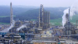 Ký hợp đồng tư vấn dự án nâng công suất Nhà máy lọc dầu Dung Quất