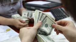 USD tiếp tục tăng nhanh, Eximbank và ACB điều chỉnh tỷ giá hàng chục lần