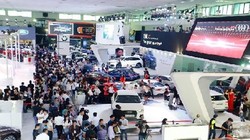 Đại gia Hà Thành chi tiền sắm 200 ôtô sang chỉ trong 5 ngày