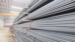 Thép Trung Quốc “lách luật” – Bộ tài chính đề xuất đánh thuế