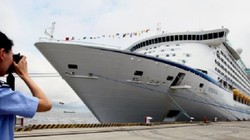 Tàu du lịch Voyager of the Seas ở Thượng Hải. Ảnh nguồn: Tân Hoa Xã