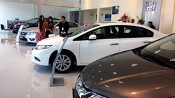 Nhập khẩu ô tô 10 tháng gấp 3 lần năm 2013