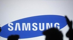 Doanh thu từ điện thoại của Samsung vẫn chưa cao, nhưng công nghệ chip bán dẫn lại mang đến lợi nhuận khổng lồ cho họ - Ảnh: Reuters