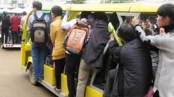 Cảnh đi xe điện ở khu du lịch của "đại gia" Ninh Bình