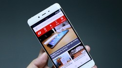 Cận cảnh OnePlus X vàng hồng đẹp như tranh vẽ đầu tiên trên thế giới
