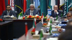 Hiện chưa có dấu hiệu cho thấy OPEC sẽ giảm sản lượng dầu trong thời gian tới Ảnh: THARAWAT