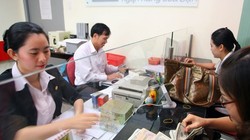 Thị giá cổ phiếu tổ chức tín dụng phản ánh cả những chuyển động bề nổi cũng như chuyển động phía sau của hoạt động ngân hàng. Ảnh minh họa Lê Toàn.