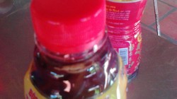 Cà Mau mời Tân Hiệp Phát đến làm rõ vụ trà Dr. Thanh có cặn 21:31 20/12/2015 52021 2.3k 5  Nhằm đảm bảo sức khỏe cho người tiêu dùng, nhà chức trách ở Cà Mau sẽ làm việc với đại diện Công ty Tân Hiệp Phát để truy nguyên nhân nhiều chai trà thảo mộc có cặn