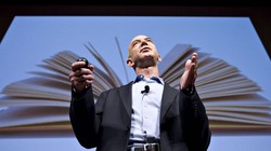 Ông Jeff Bezos thiệt hại 3,7 tỉ USD trong ngày 4-1. Ảnh: Bloomberg