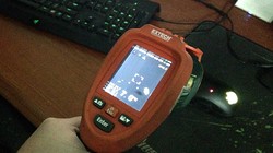 Đầu tiên là chuột máy tính, nhiệt độ trên bề mặt chuột chỉ thấp hơn ngoài trời 1 độ. Đây là lý do tại sao chúng ta chơi game, lướt web những ngày này đều có cảm giác lạnh buốt bàn tay.