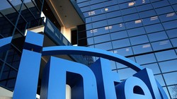 12.000 nhân viên của Intel trên toàn cầu sẽ phải mất việc làm - Ảnh: AFP