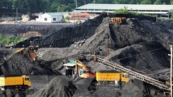 Khai thác than. (Ảnh: Trọng Đạt/TTXVN)