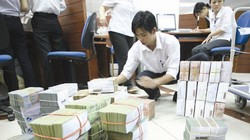 Ngân hàng Nhà nước đã chủ động bổ sung quy định nhằm hỗ trợ các tổ chức tín dụng giảm bớt khó khăn trong công tác trích lập dự phòng rủi ro hàng năm. Ảnh: TUỆ DOANH