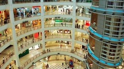 Vincom Retail đang quản lý hệ thống trung tâm thương mại của Tập đoàn Vingroup. Ảnh: Vingroup