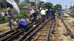 Đường sắt lạc hậu làm nóng nghị trường Quốc hội. Ảnh: Thanh niên