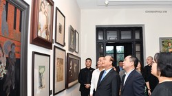 Thủ tướng thăm Bảo tàng Mỹ thuật Việt Nam. Ảnh VGP/Quang Hiếu