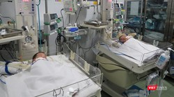 Hai bé song sinh dính liền gan đã được  Bệnh viện Nhi đồng 1 phẫu thuật tách rời thành công. Ảnh: Anh Thư