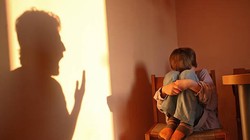 Bạo hành trẻ em - Ảnh Getty