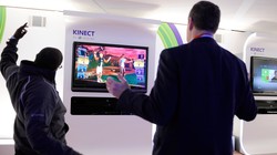 Kinect ra mắt 11/2010 đánh dấu bước đột phá trong công nghệ điều khiển trò chơi. Nguồn: Business Insider
