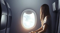 Mục đích của việc mở màn cửa sổ khi máy bay cất và hạ cánh là để đảm bảo an toàn cho cả chuyến bay. (ảnh: Henry Aquino) 