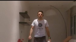 Cách ly ở nhà vẫn có thể tập thể dục (Ảnh: Instagram)